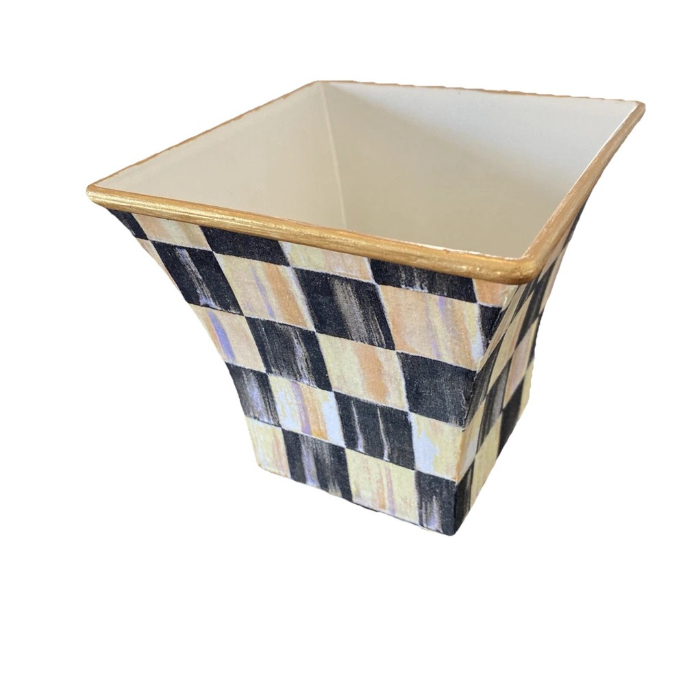 MacKenzie Inspired Planter Handcrafted Courtly Check