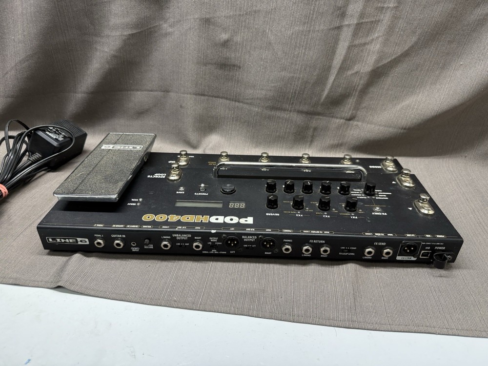 LINE6 POD HD400 Multi-Effects Processor (USED)