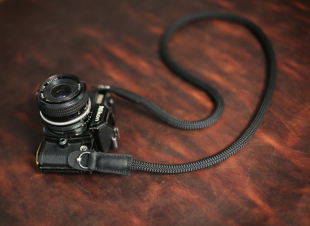 Windmup black leather black Climbing rope 10mm handmade Camera strap