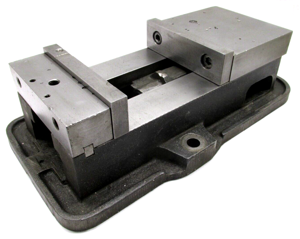 KURT ANGLOCK 6" MILLING MACHINE VISE w/ JAWS - #D60
