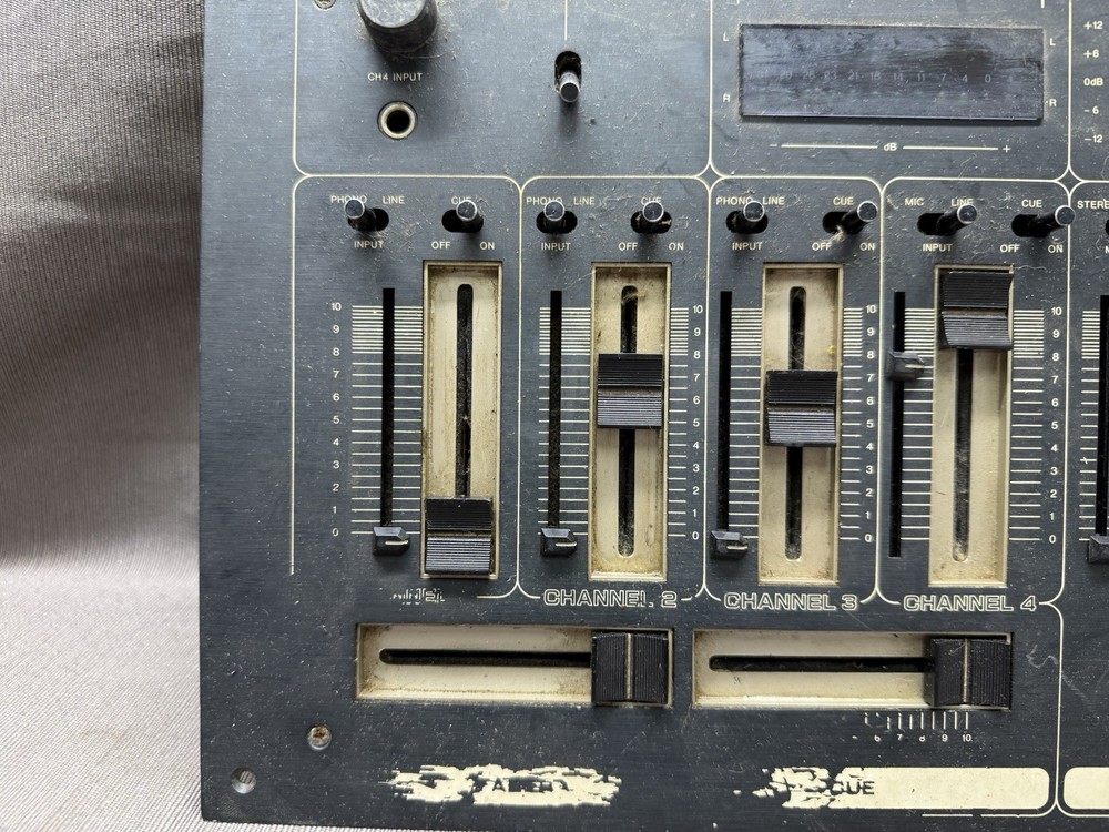 Gemini Stereo Sound Mixer With Equalizer #MX-7770 *NOT TESTED*