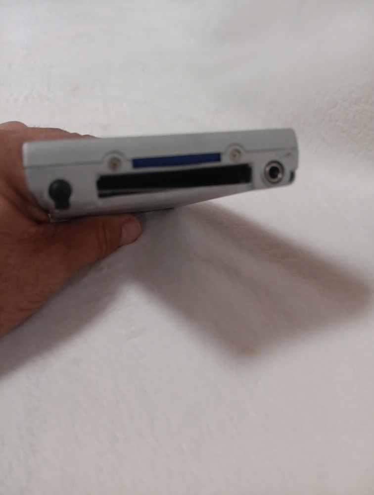 Toshiba Genio e550G Pocket PC. UNTESTED