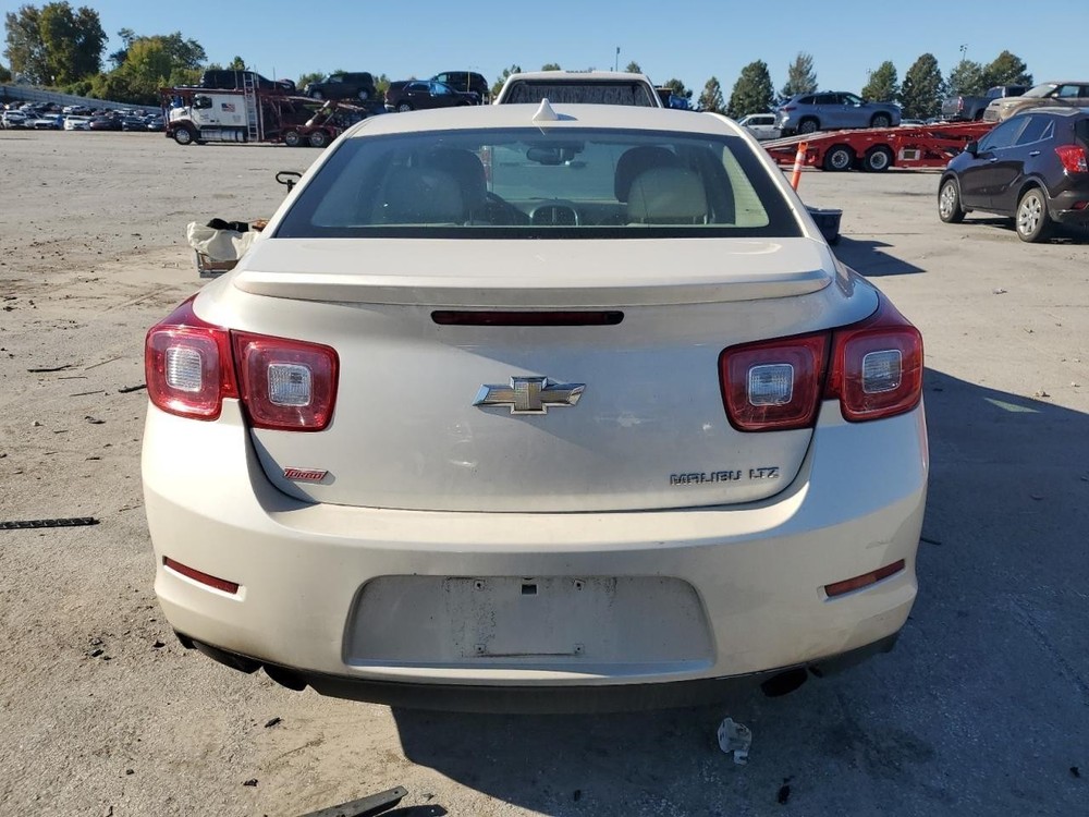 Used Blind Spot Detection System Warning Control Module fits: 2014 Chevrolet Mal