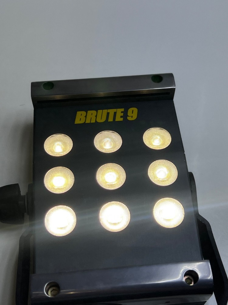 LEDZ BRUTE 9 LED LIGHT (Only Unit)