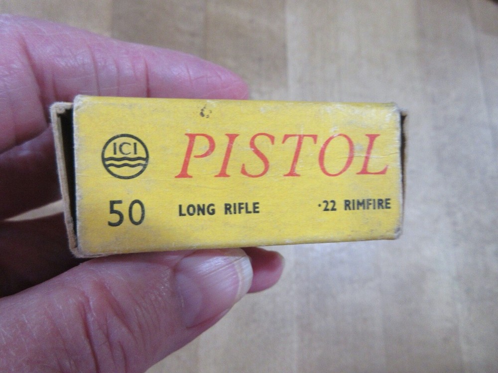 Empty Ammo Box I C I 22 LR England G-12 (W11)
