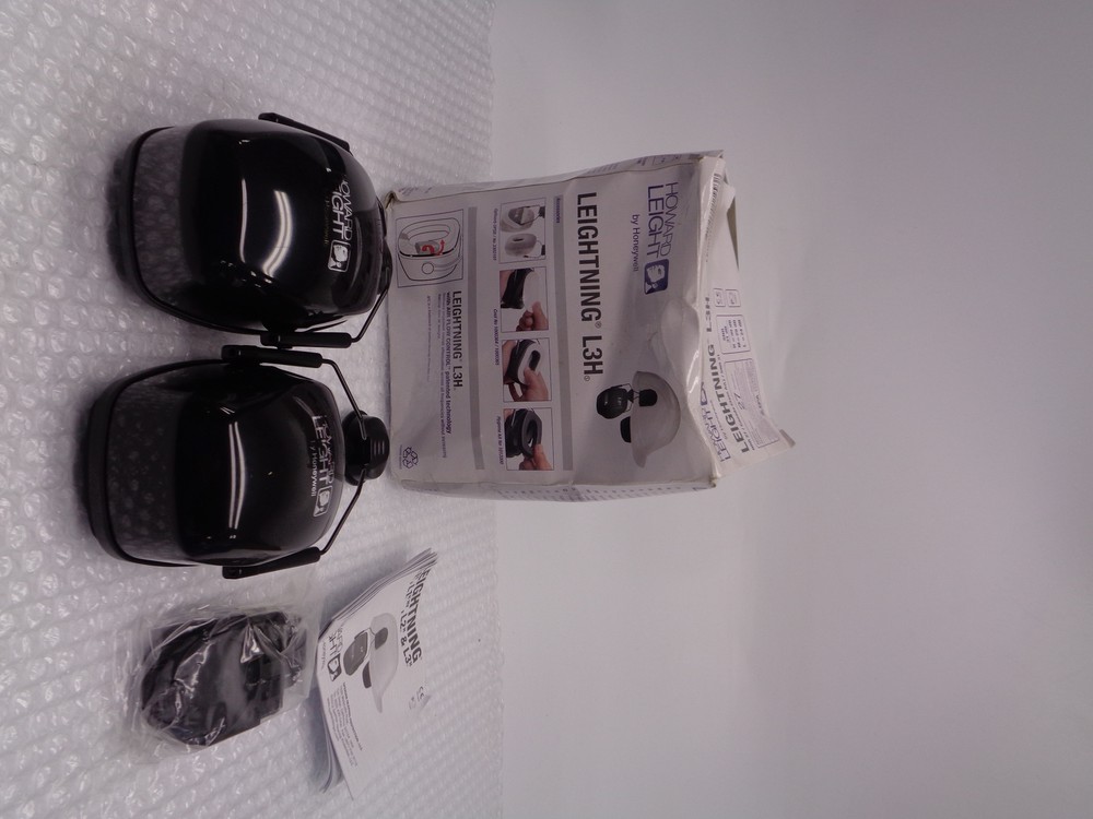 HOWARD LEIGHT 1011993 EAR MUFFS NSMP