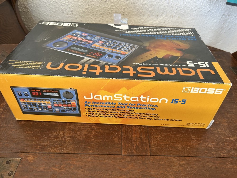 Boss JS-5 Jam Station Backing Machine w/ Power Supply & Manual - Original Box