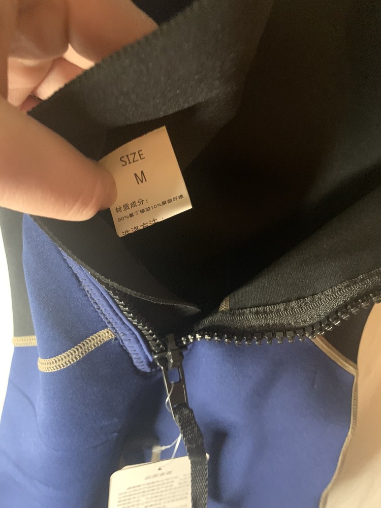 NWT Blue Dive Kids Wetsuit Size Medium Long Sleeve Blue