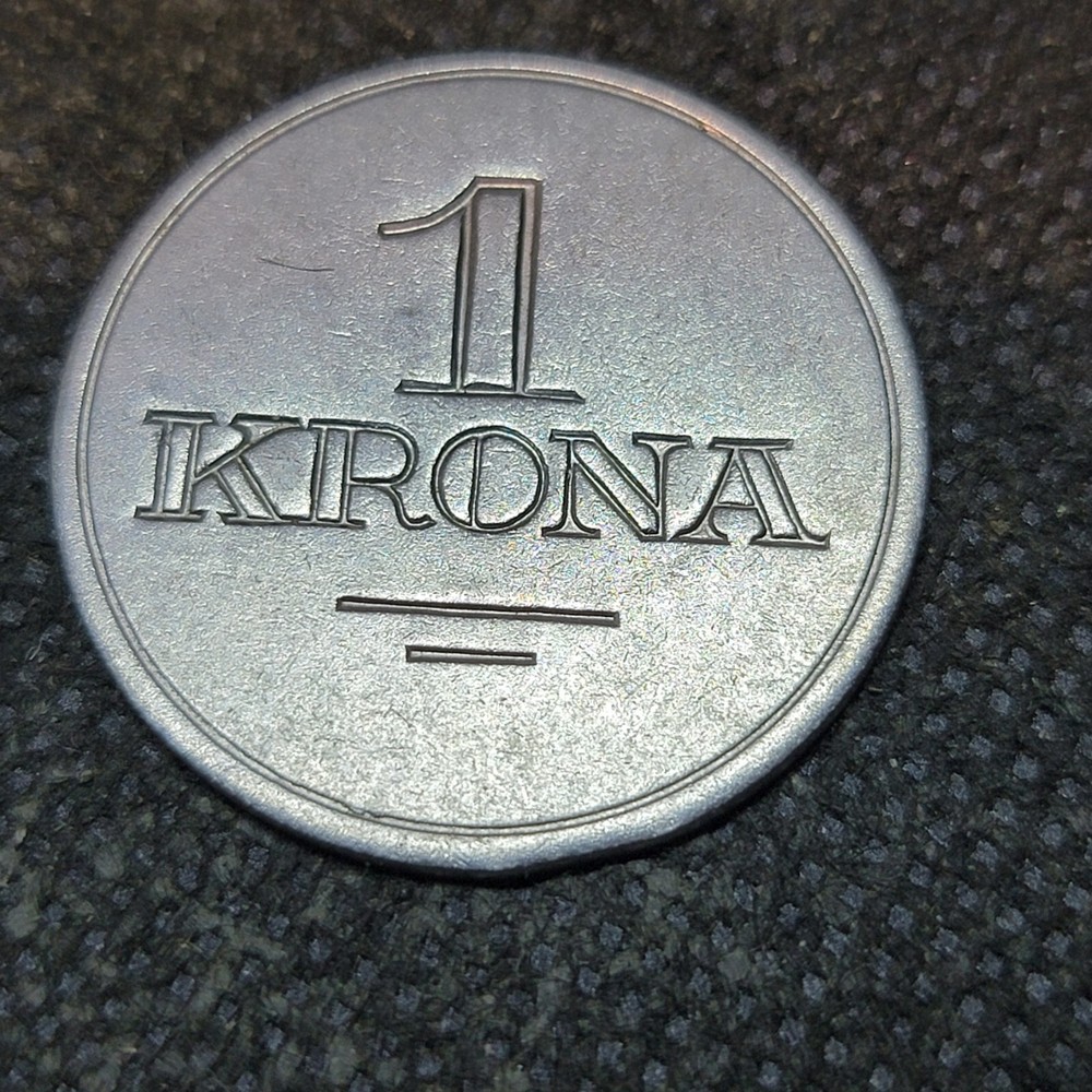 4 FOREIGN TOKENS L1040