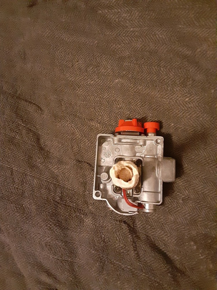 Robert Shaw Water Heater Gas Valve 66-136-308 | R110RTSP