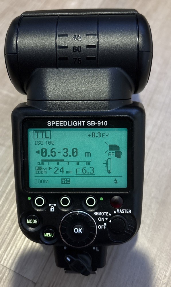 Nikon Speedlight SB-910 Flash Tested & WORKING Whitout Camera