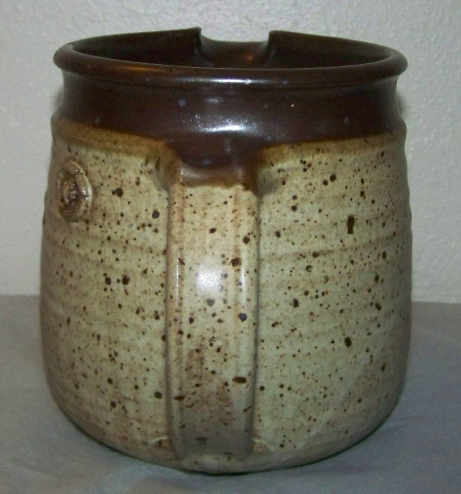KAAREN STONER POTTERY JUG / PITCHER
