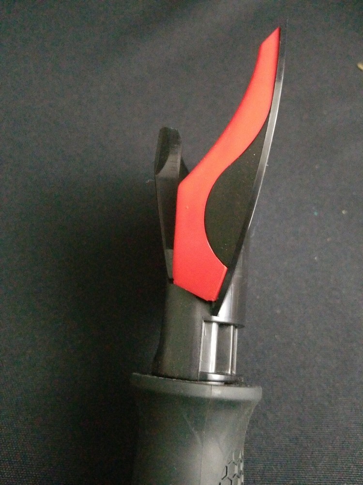 Subzero 11" Polar Vortex Ice Scraper, Black/Red