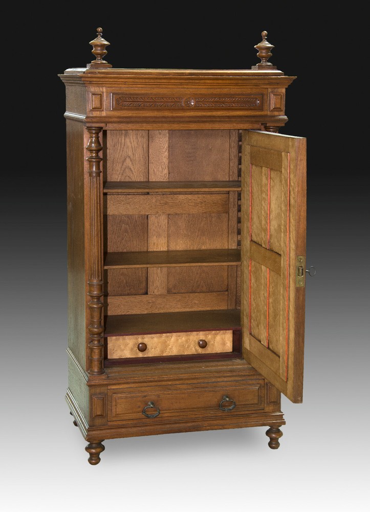Miniature wardrobe. Walnut wood, mirror. 19th century.