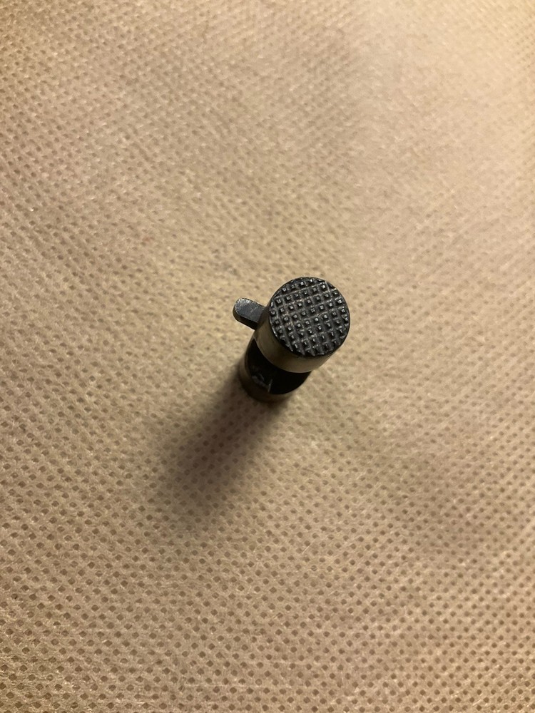 WWII Japanese Type 14 Nambu Magazine Catch