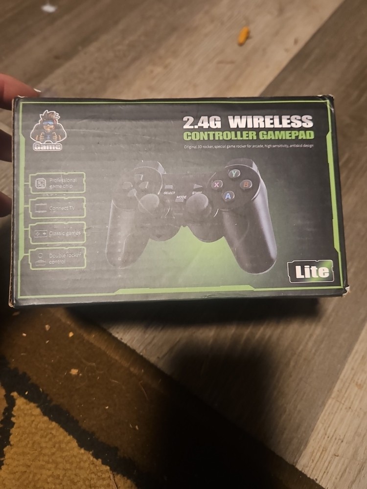 2.4G Wireless Controller Gamepad  Gamd Stick Lite with 2 Controllers