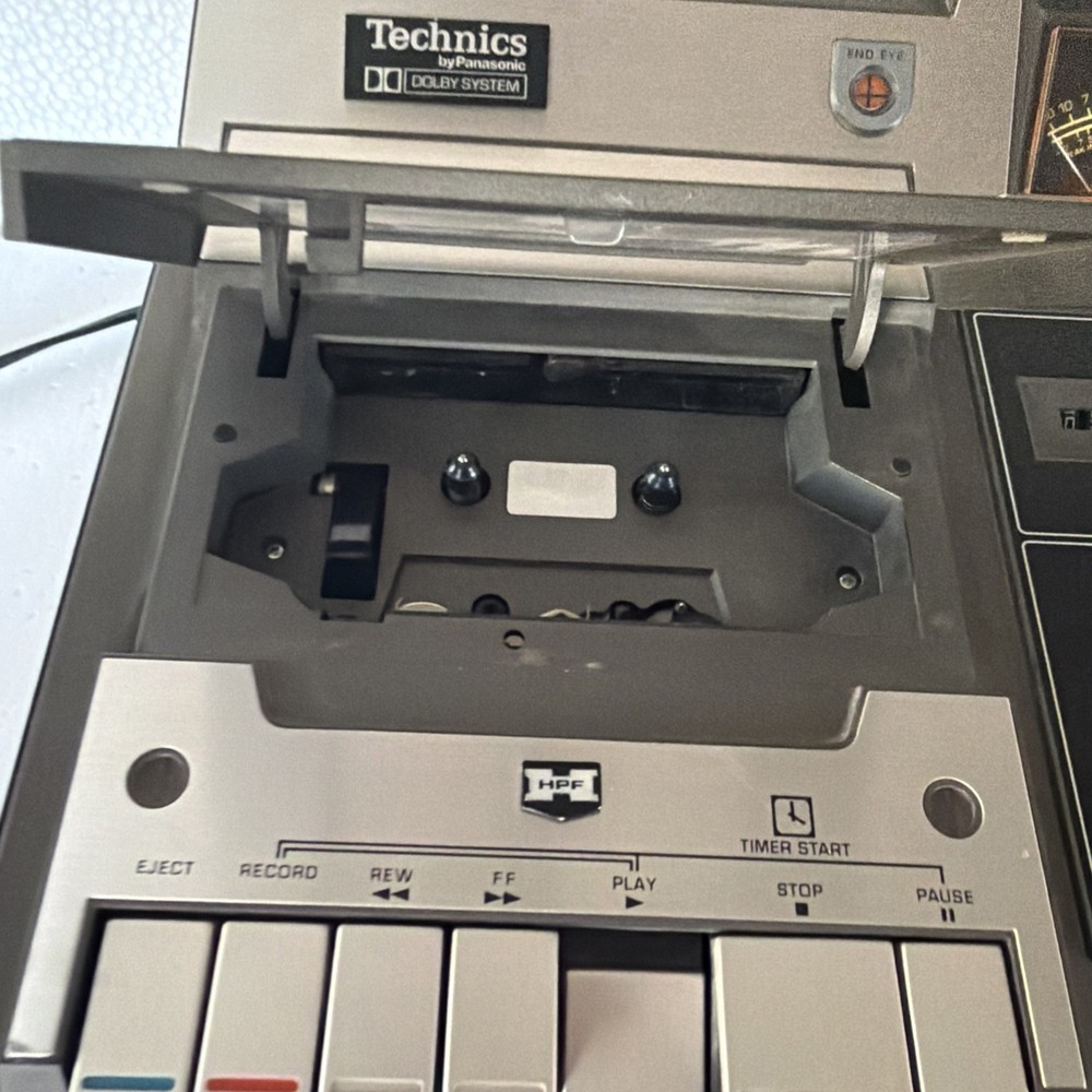 Technics RS-640US.