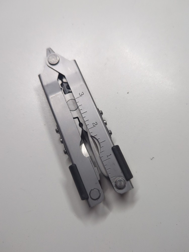 Silver GERBER MULTIPLIER Replaceable Cutter Blade