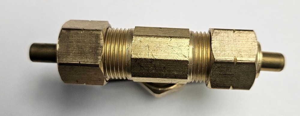 Watts A-140 3/8-Inch Compression Needle Valve