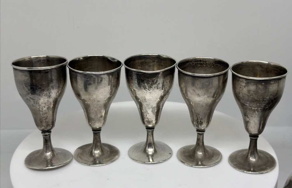 sterling silver decanter with five cups 261g