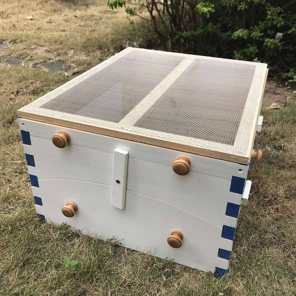 2026 Auto Bee Hives Beekeeping Starter Kit Bee Box + 7 Plastic Beekeeping Frames