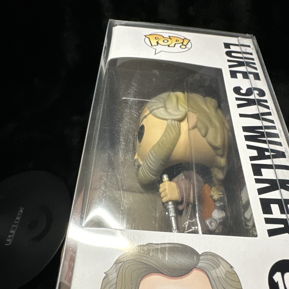 Funko Pop! STAR WARS: Luke Skywalker #193. With PROTECTOR!!!