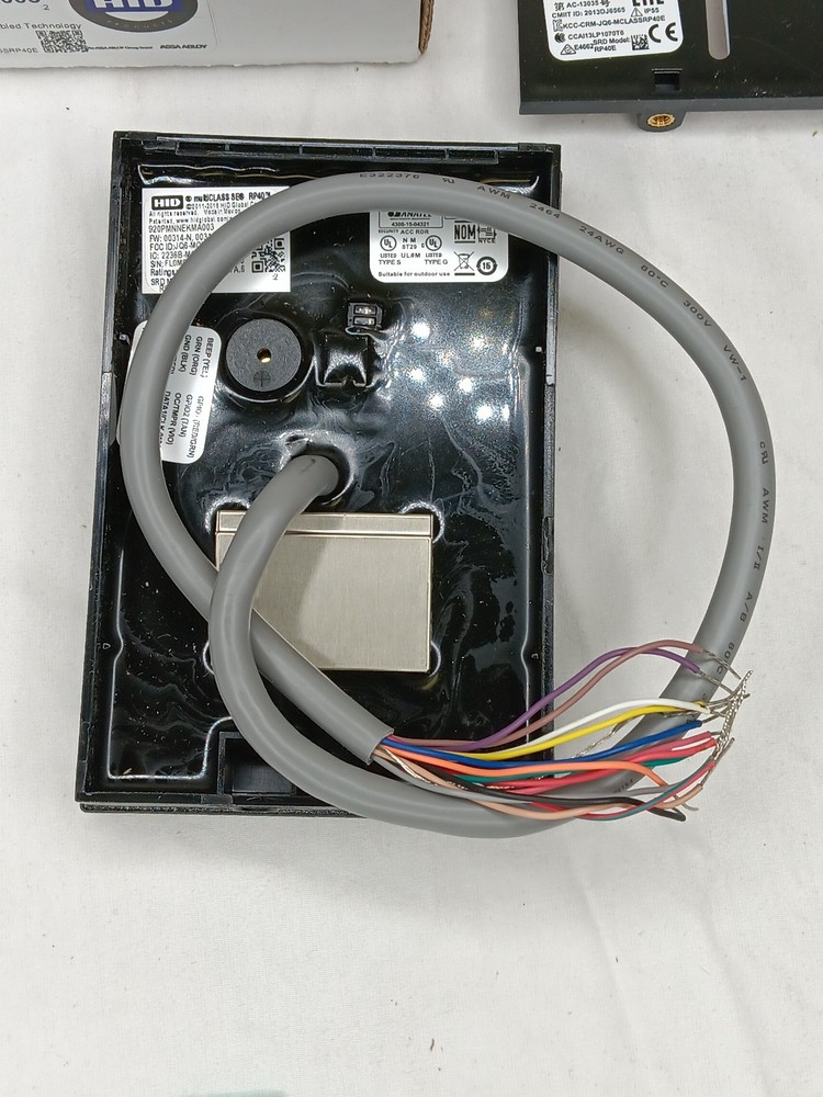 HID RP40 multiCLASS SE Wall Switch Reader 920PMNNEKMA003 – New in Box