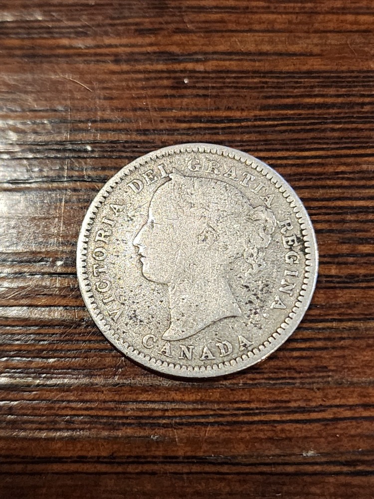 1901 Canada 10 Cents Silver Coin