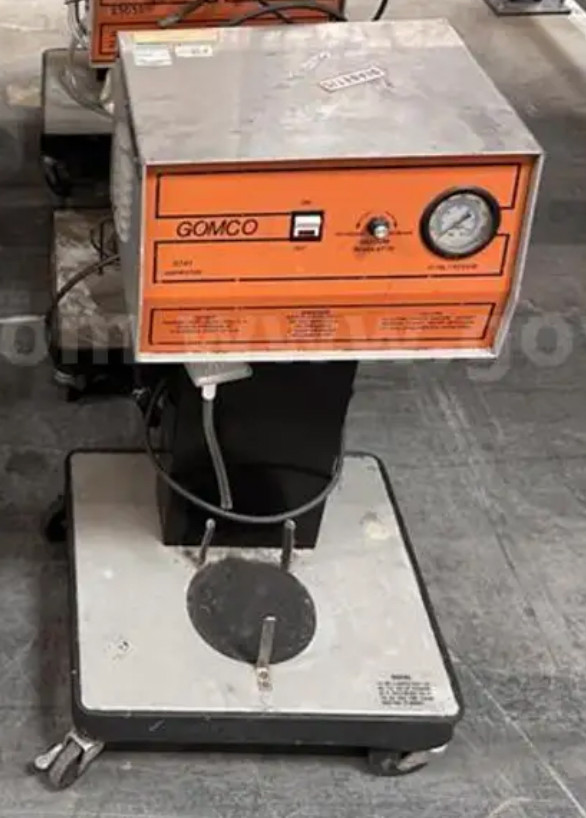 Gomco 3041 Aspirator Suction Pump