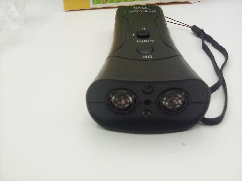 Ultra Sonic Dog Trainer with Flashlight