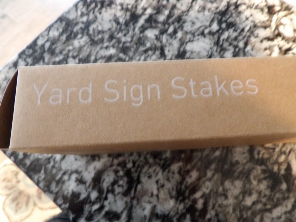Simplisafe Yard Sign w/ Stake