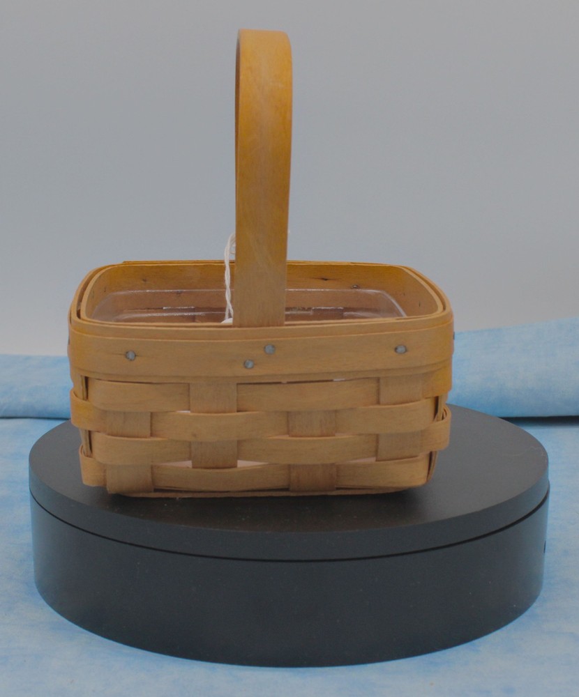 Longaberger 2002 Basket – 5.5"x5.5"x6" Fixed Handle with Protector