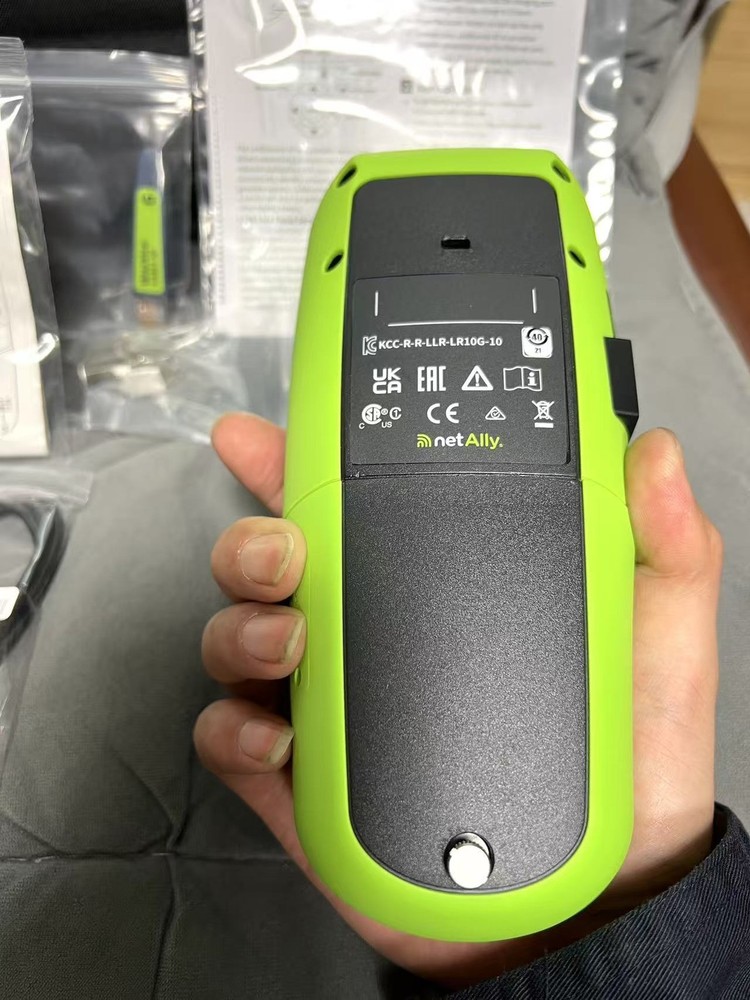 Fluke NetAlly LinkRunner AT 2000 Network Auto Tester