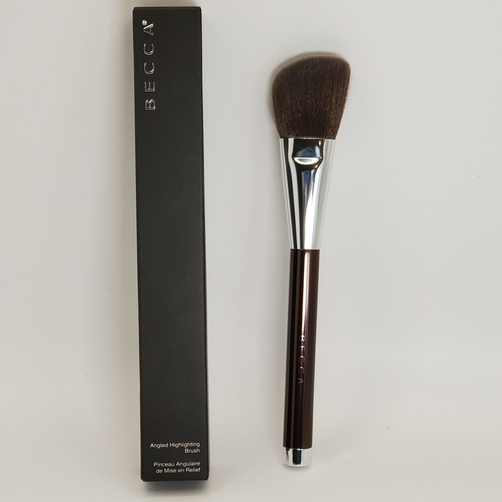 BECCA Angled Highlighting Brush New in Box