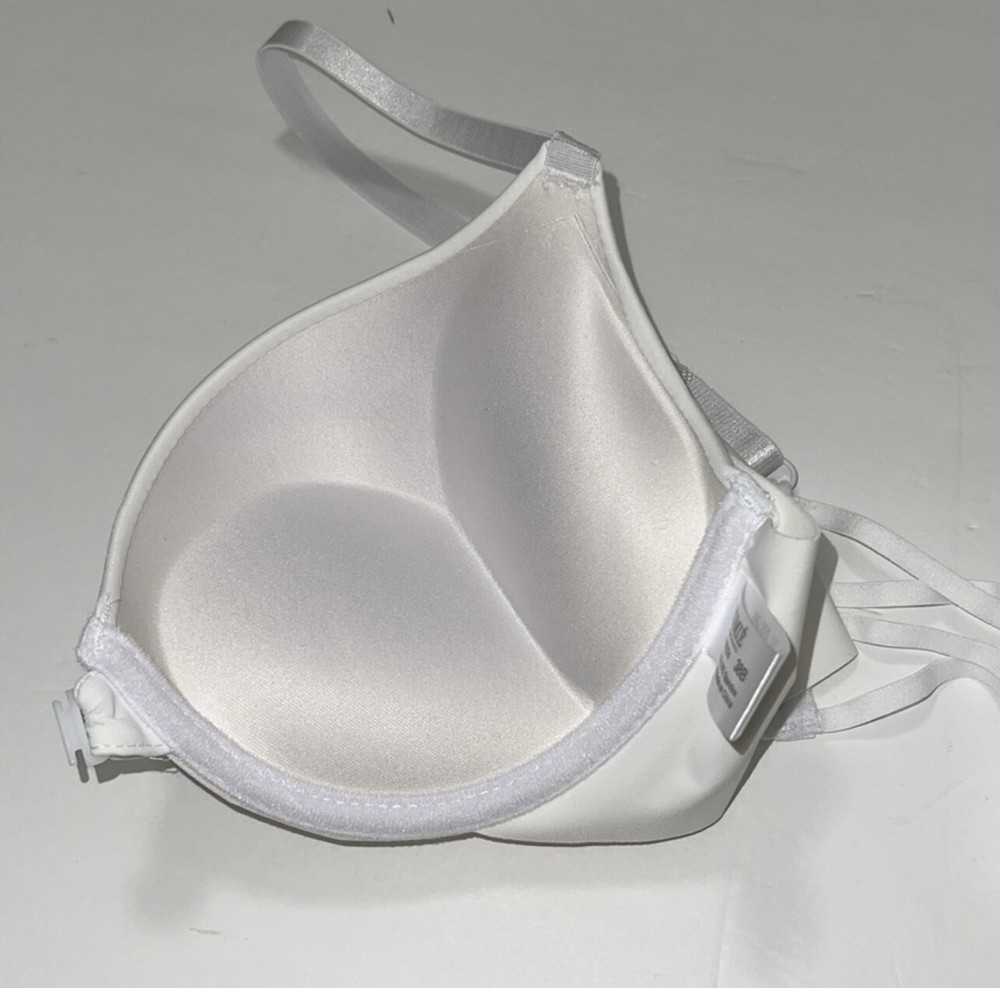 Super Extra Push Up Bombshell Bra Front Close. Very comparable with VS Bra. NWT