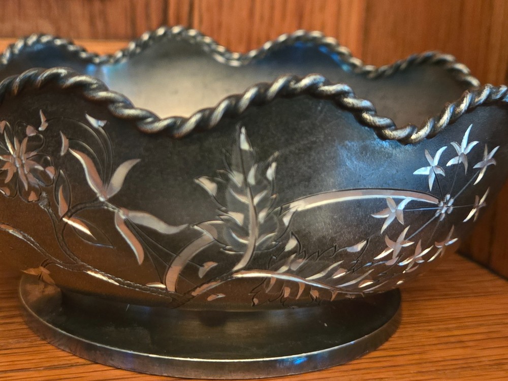 Antique Pairpoint Small Silver Bowl Basket with Moveable Handle
