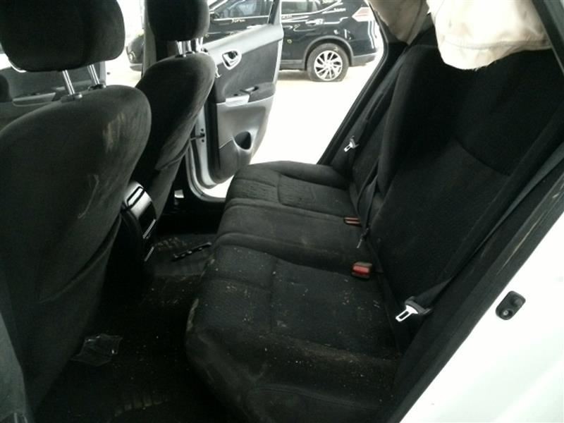 Driver Left Front Spindle/Knuckle Fits 11-25 LEAF 104636069