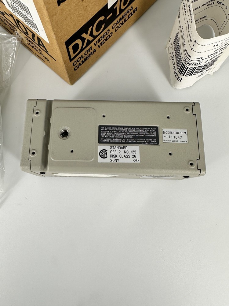 Sony DXC-107A CCD-IRIS Color Video Camera