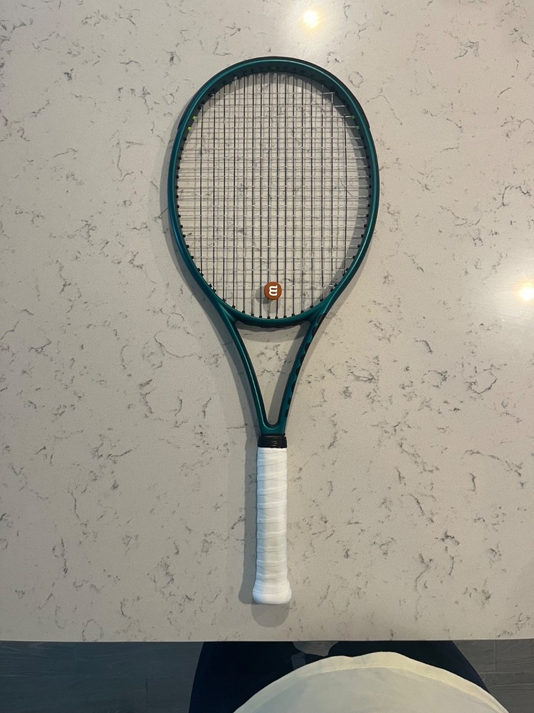 wilson blade 100 v9 4 3/8.