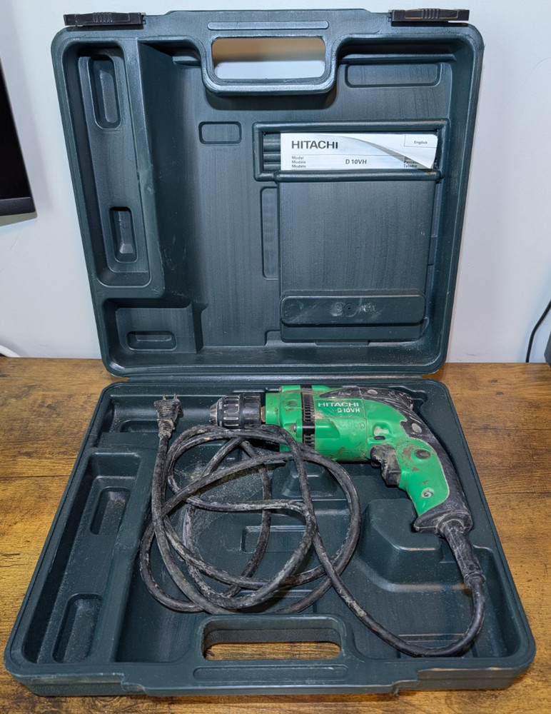Hitachi 3/8" Variable Speed Reversible Corded Electric Drill D10VH w/ Case