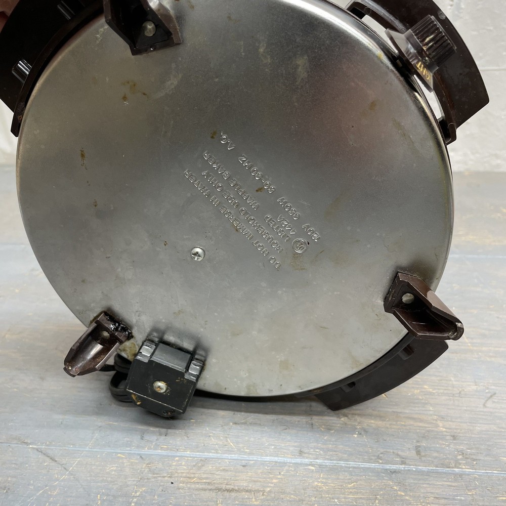 Vintage Toastmaster Chrome Waffle Maker Baker Model 442A 650 Watts Tested Works