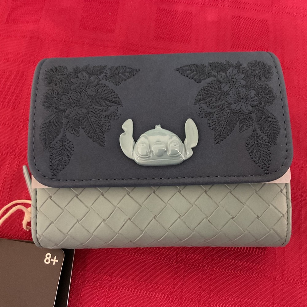 LOUNGEFLY DISNEY LILO & STITCH FLORAL DRAWSTRING MINI BACKPACK & WALLET NWT!!!