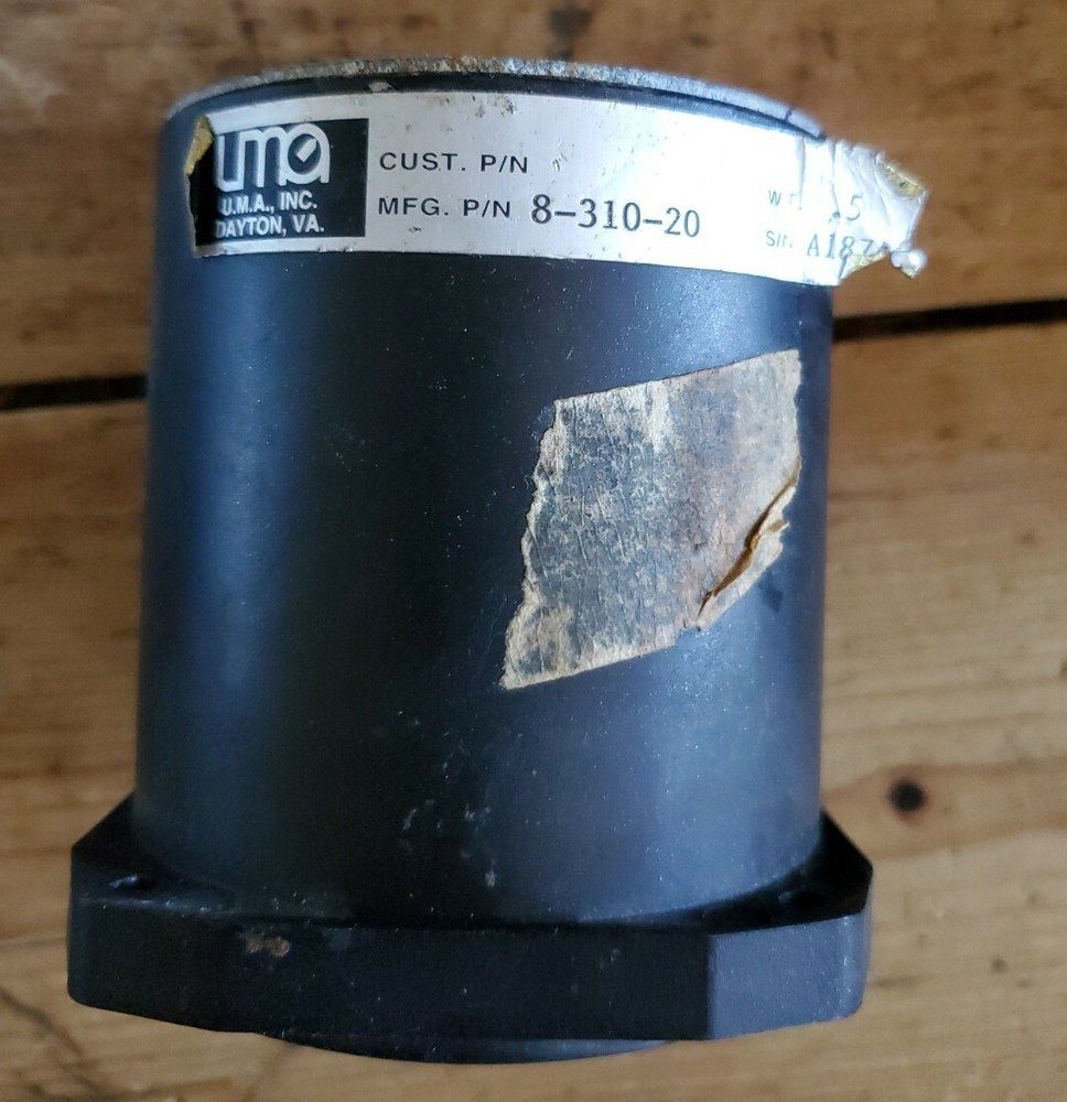 U.M.A UMA Vertical Speed Indicator PN 8-310-20