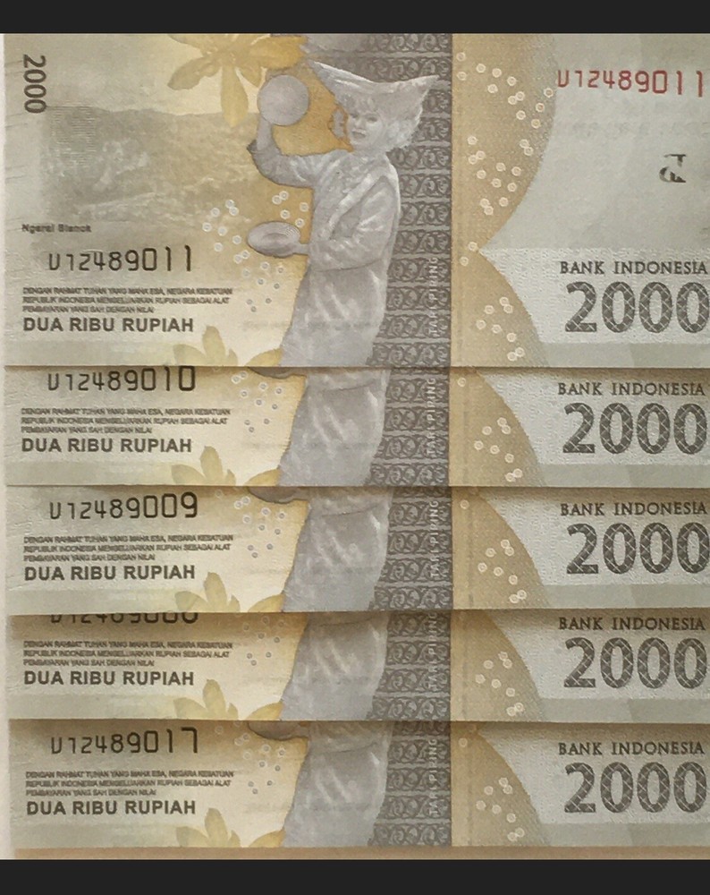 5 pcs x Indonesia 2,000 Rupiah UNC Banknotes (2016)