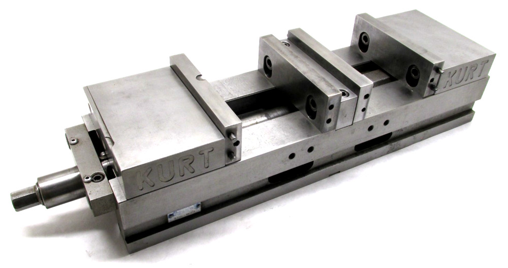 KURT 6" ANGLOCK DOUBLELOCK CNC MACHINE VISE w/ JAWS & HANDLE - #DL600A