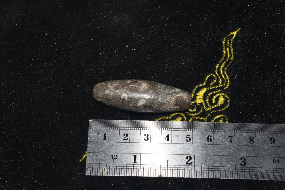 Large Ancient Jasper Stone Bead from Middle East in good Condition