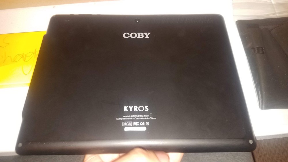 Coby Kyros (MID9742) 8GB WiFi Tablet - READ
