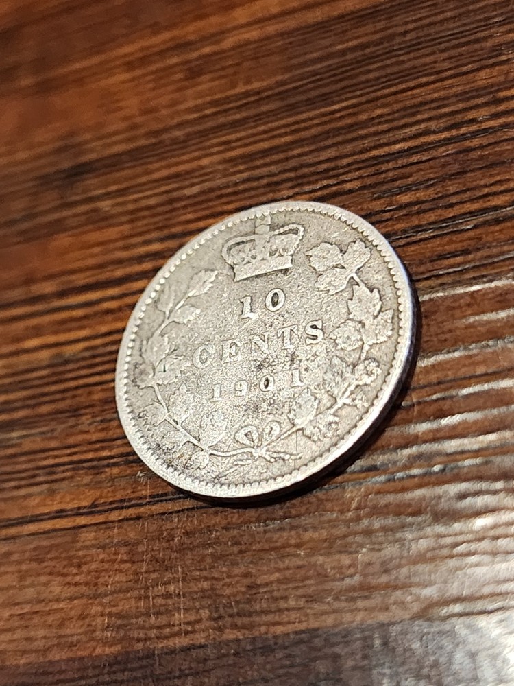 1901 Canada 10 Cents Silver Coin