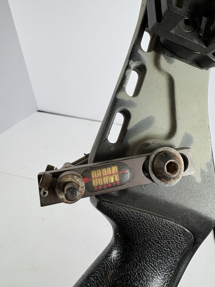 PSE Game Sport Polaris Express Compound Bow