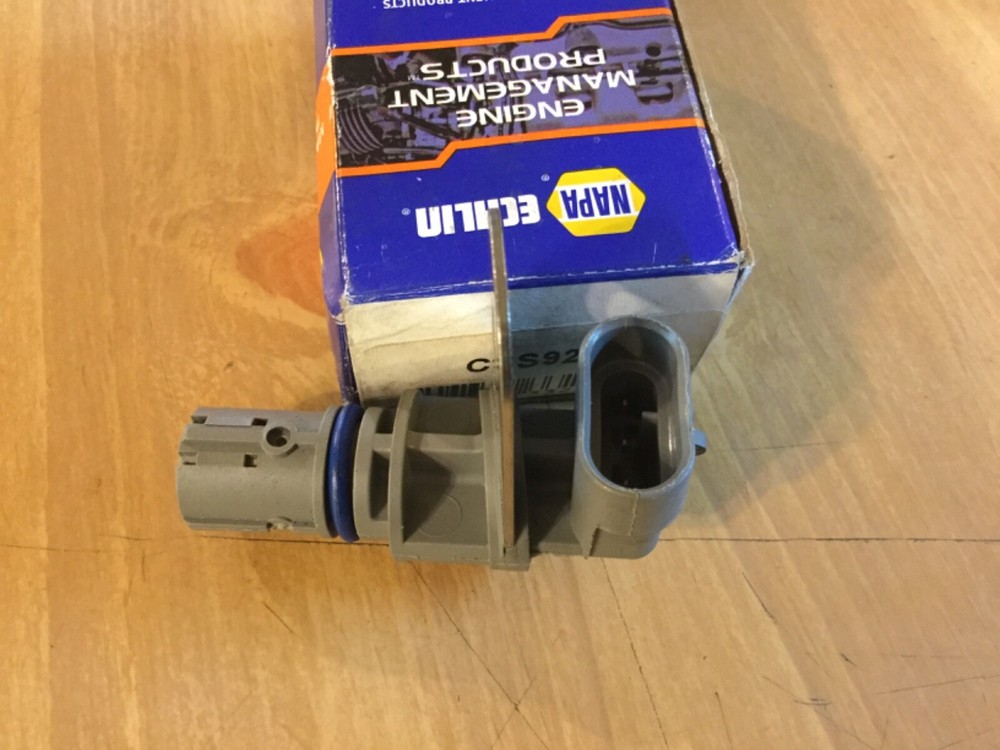 NAPA Echlin CSS9252 Engine Crankshaft Position Sensor Standard PC552
